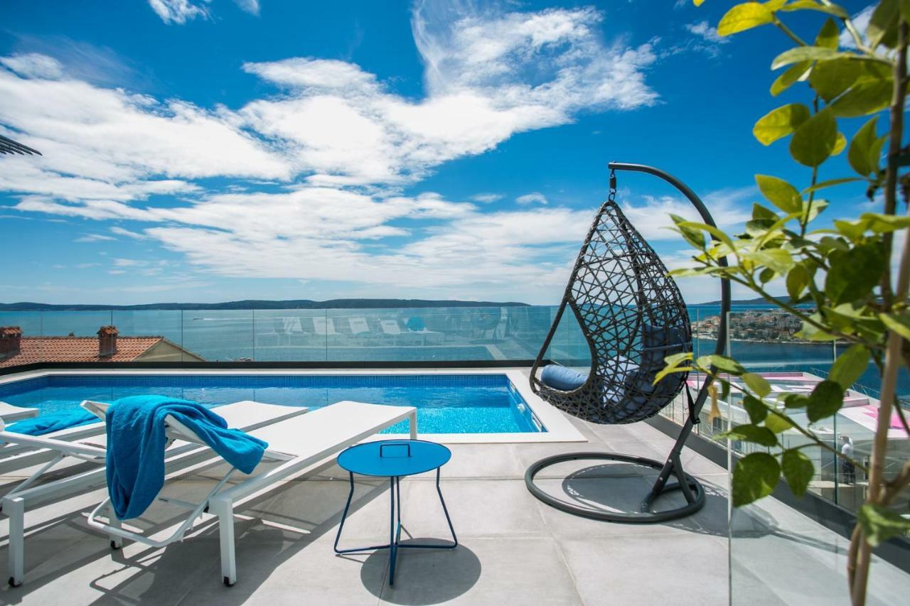 טרוגיר Holiday Home Olive Exclusive - 8 People, Heated Pool, Okrug Gornji, Sea View מראה חיצוני תמונה