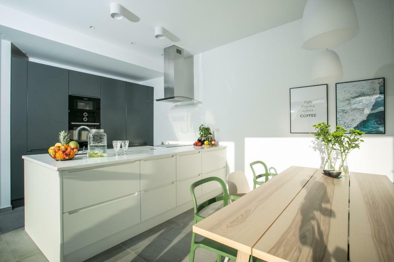 טרוגיר Holiday Home Olive Exclusive - 8 People, Heated Pool, Okrug Gornji, Sea View מראה חיצוני תמונה