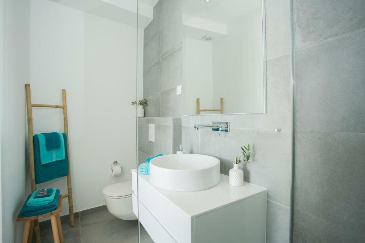 טרוגיר Holiday Home Olive Exclusive - 8 People, Heated Pool, Okrug Gornji, Sea View מראה חיצוני תמונה